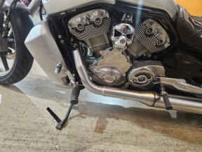 2009 Harley-Davidson® V-Rod Muscle® VRSCF thumb 0
