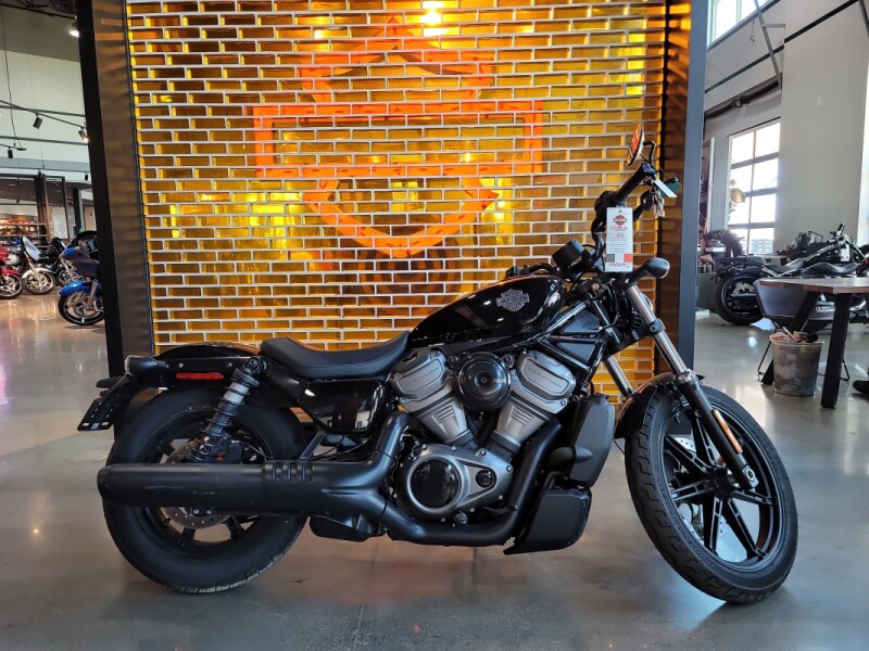 RH975 2023 Nightster™