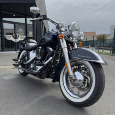 FLSTN 2016 Softail® Deluxe thumb 3