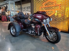 FLHTCUTG 2019 Tri Glide® Ultra thumb 3