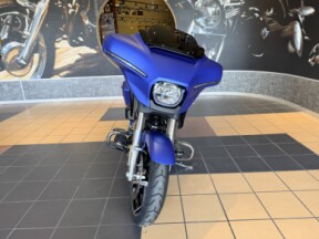 2026 Harley-Davidson® Street Glide® FLHX thumb 3
