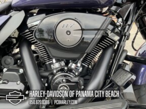 2026 Harley-Davidson® Street Glide® thumb 3