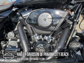 2026 Harley-Davidson® Street Glide® thumb 3