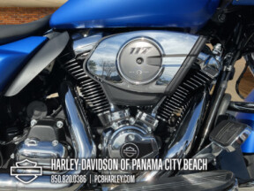 2026 Harley-Davidson® Road Glide® thumb 3