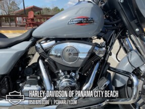2026 Harley-Davidson® Street Glide® thumb 2