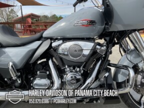 2026 Harley-Davidson® Road Glide® thumb 2