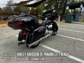 2017 Harley-Davidson® Ultra Limited thumb 3