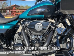 2026 Harley-Davidson® Road Glide® thumb 2