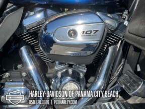 2017 Harley-Davidson® Tri Glide® Ultra thumb 3