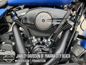 2026 Harley-Davidson® Street Glide® thumb 3