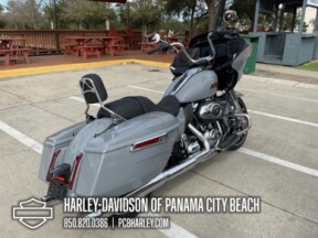 2026 Harley-Davidson® Road Glide® thumb 0