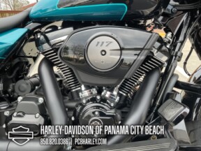 2026 Harley-Davidson® Street Glide® thumb 3