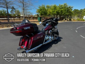2015 Harley-Davidson® Ultra Limited Low thumb 3