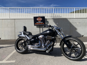 2014 Harley-Davidson® Breakout® thumb 0