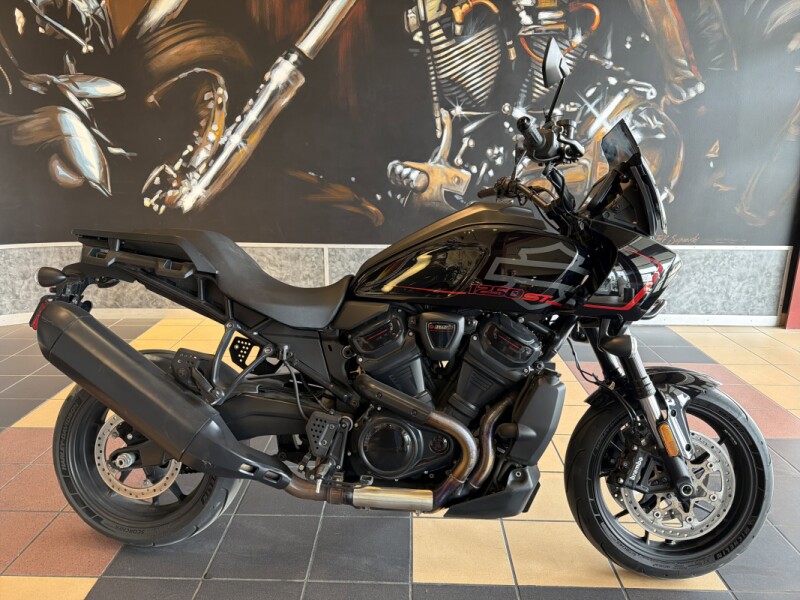 RA1250ST 2025 Pan America® 1250 ST