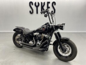 2018 Custom Harley-Davidson FLSL Softail Slim in Vivid Black thumb 2