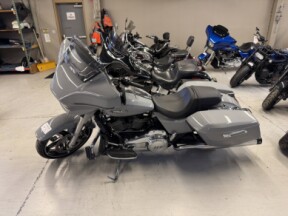 2024 Harley-Davidson® FLHX Street Glide® thumb 2