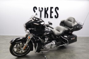 2023 Harley-Davidson FLHTK Touring Ultra Limited in Black - SAVE £500 thumb 0