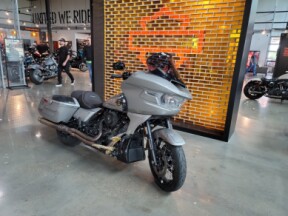 FLTRXSE 2023 CVO™ Road Glide™ thumb 3
