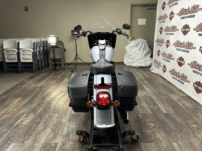 2024 Harley-Davidson® Heritage Classic Atlas Silver Metallic - Black Finish thumb 1