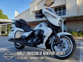2026 Harley-Davidson® Street Glide Limited thumb 2