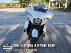 2026 Harley-Davidson® Street Glide Limited thumb 3