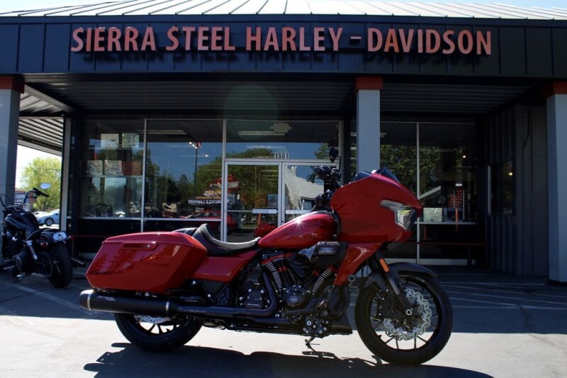 2025 Harley-Davidson® CVO™ Road Glide™ ST