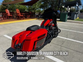 2026 Harley-Davidson® Street Glide® thumb 3