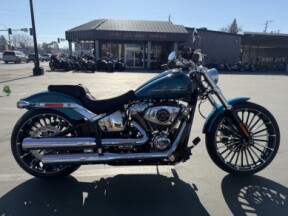 2026 Harley-Davidson® Breakout™ thumb 3