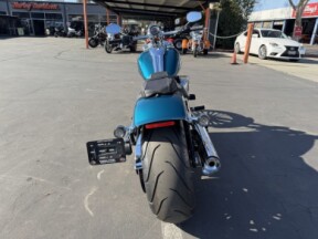 2026 Harley-Davidson® Breakout™ thumb 0