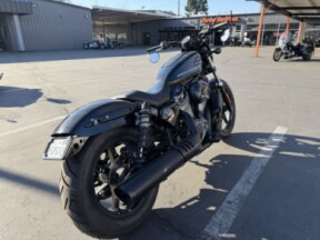 2022 Harley-Davidson® Nightster™ thumb 2