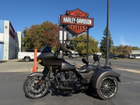 2023 Harley-Davidson® Road Glide® 3 thumb 2