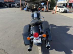 2016 Harley-Davidson® Road King® thumb 0