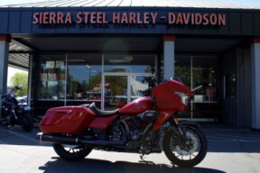 2025 Harley-Davidson® CVO™ Road Glide™ ST thumb 0