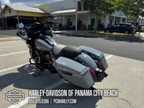 2026 Harley-Davidson® Road Glide™ thumb 0