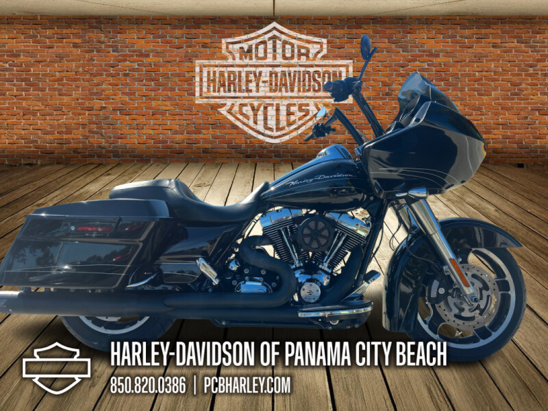2013 Harley-Davidson® Road Glide® Custom