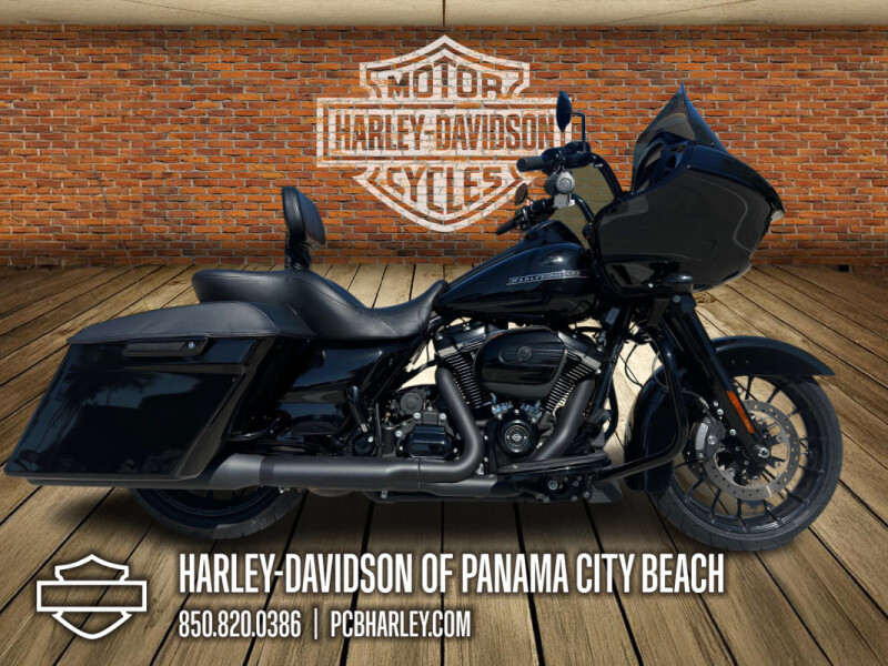 2018 Harley-Davidson® Road Glide® Special