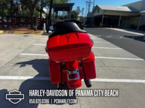 2017 Harley-Davidson® Street Glide® Special thumb 2