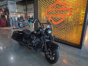 FLHRXS 2025 Road King™ Special thumb 3