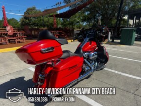 2017 Harley-Davidson® Street Glide® Special thumb 3