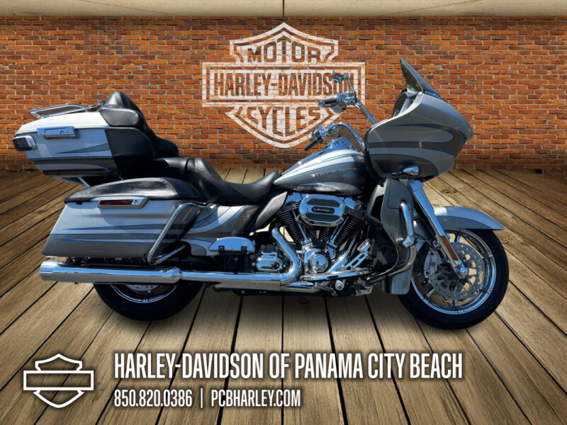 2016 Harley-Davidson® CVO™ Road Glide® Ultra