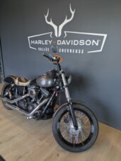 FXDBP 2017 Street Bob® thumb 3