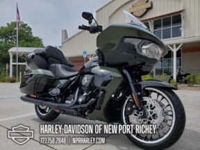 2026 Harley-Davidson® Road Glide Limited thumb 2