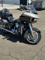 FLTRK 2023 Road Glide® Limited thumb 3