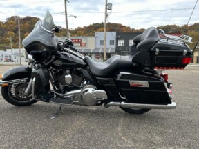 FLHTCU 2009 Electra Glide® Ultra Classic® thumb 0