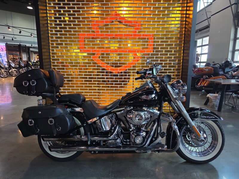  2010 Softail® Deluxe