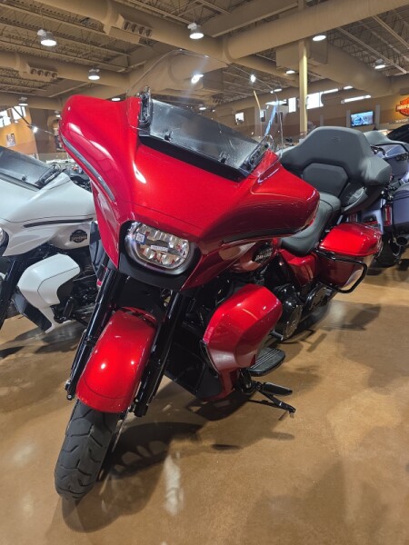 2026 Harley-Davidson® FLHXL Street Glide Limited