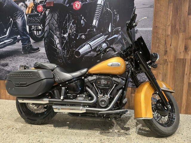 MY23 Harley-Davidson Softail Heritage Classic S 114 w/ABS Cruise (FLHCS)