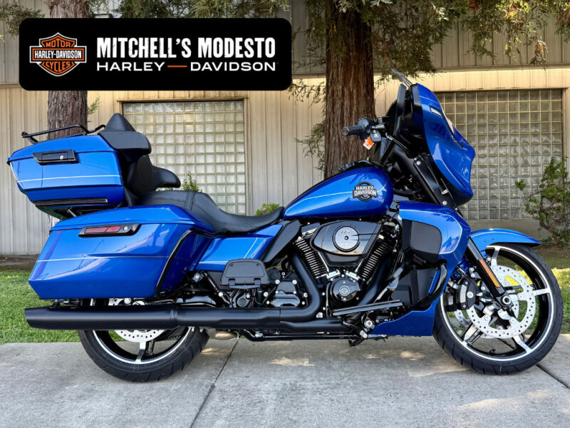FLHXU 2025 Street Glide™ Ultra