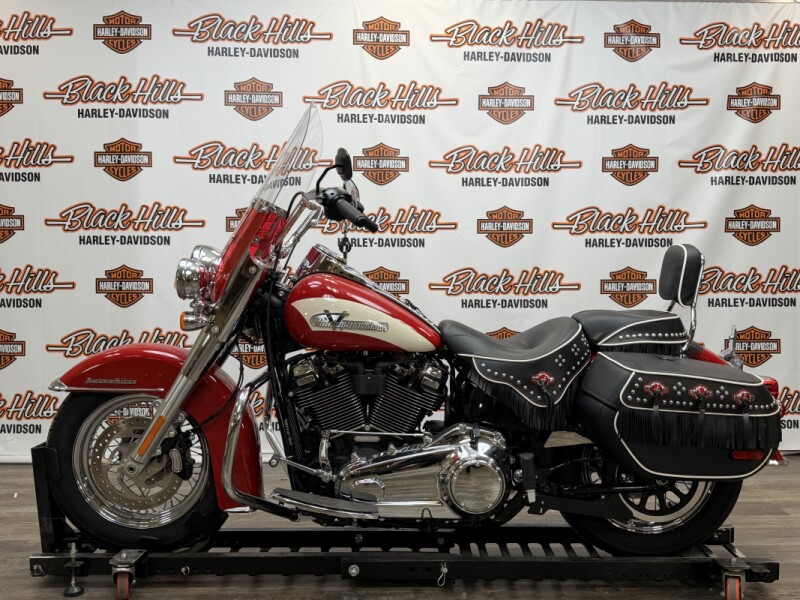 2024 Harley-Davidson® FLI Hydra-Glide Revival
